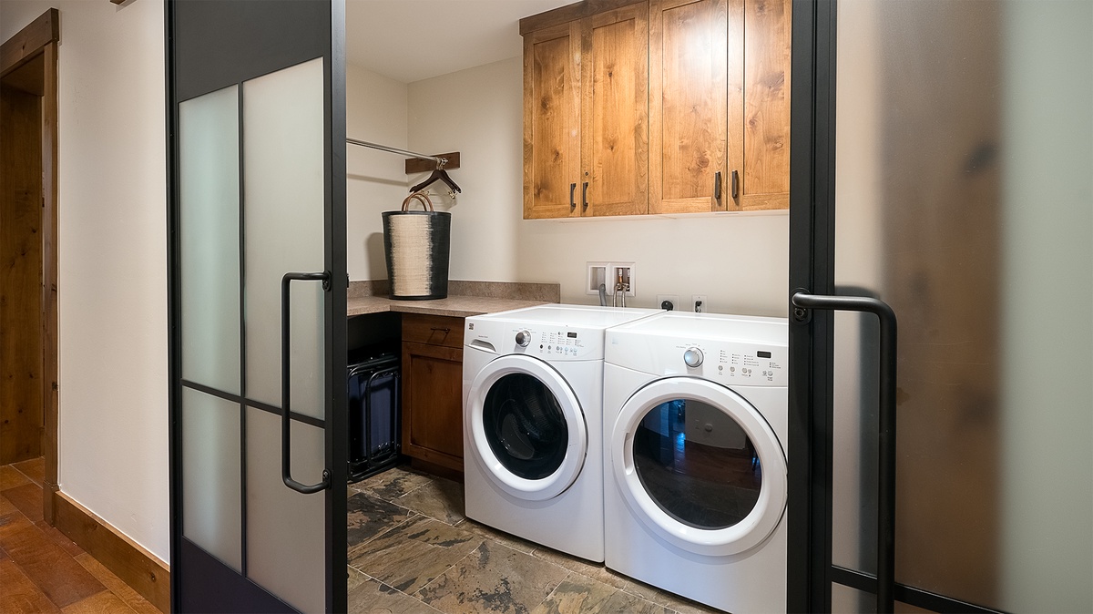 Laundry, Main Level - Washer and dryer