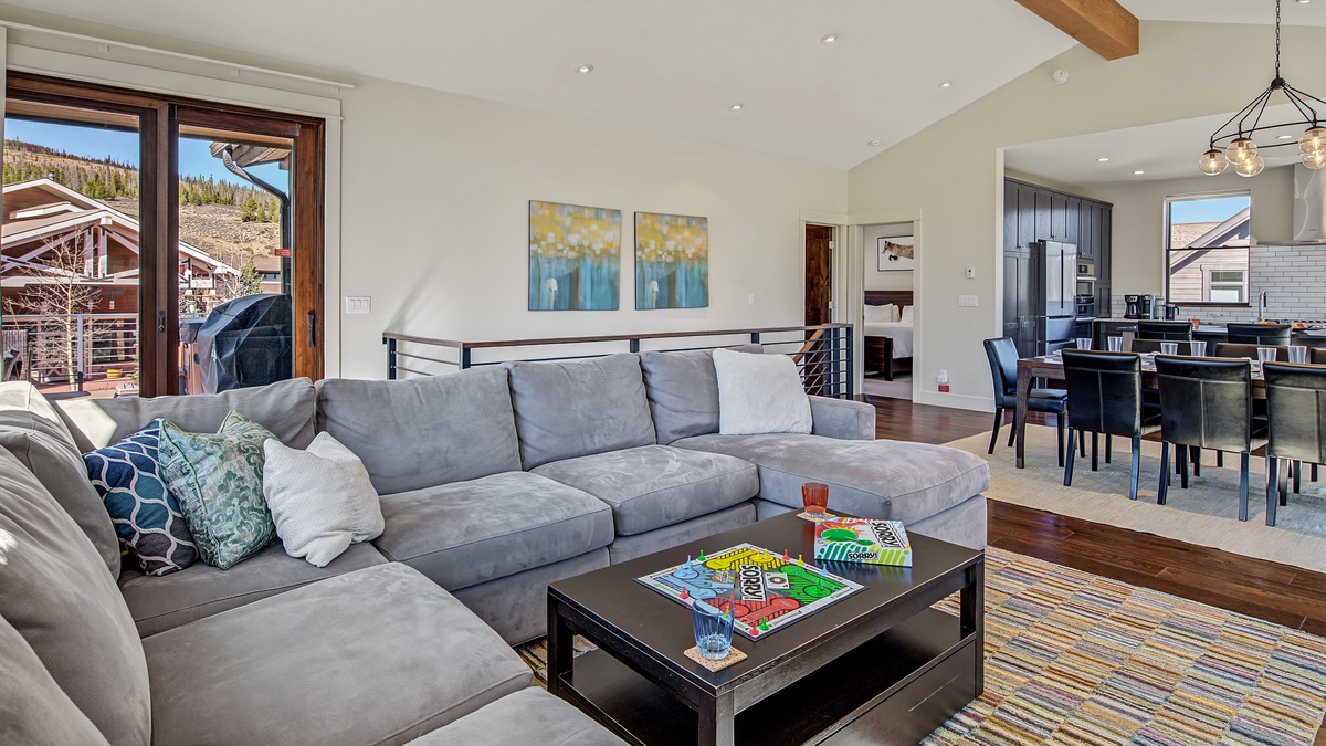 Great Room, Main Level - Sectional seating beside kitchen and dining area