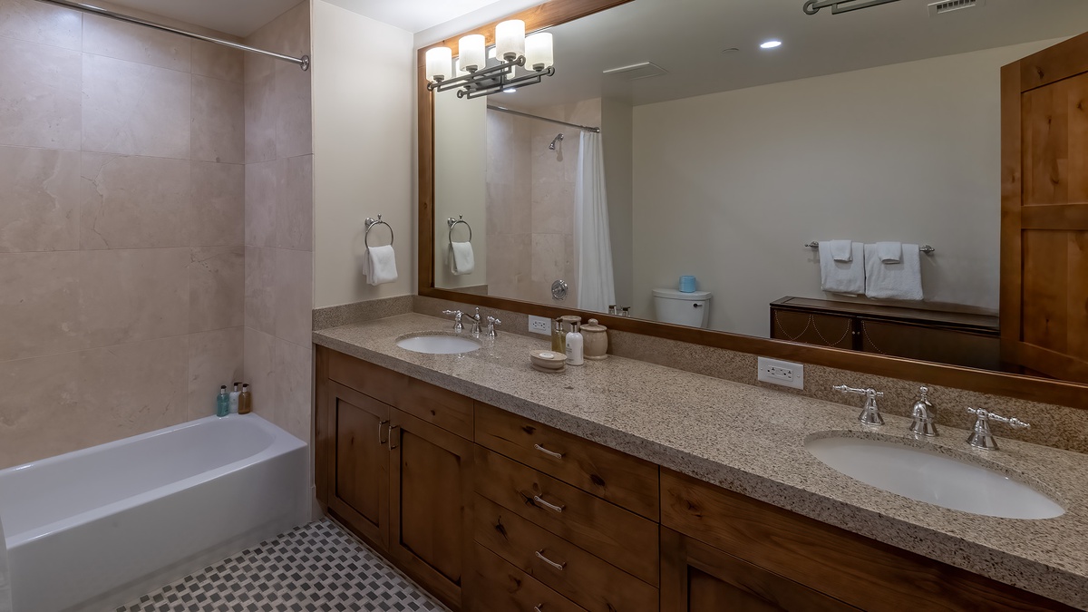 Bedroom 2, Main Level - Ensuite with double vanity