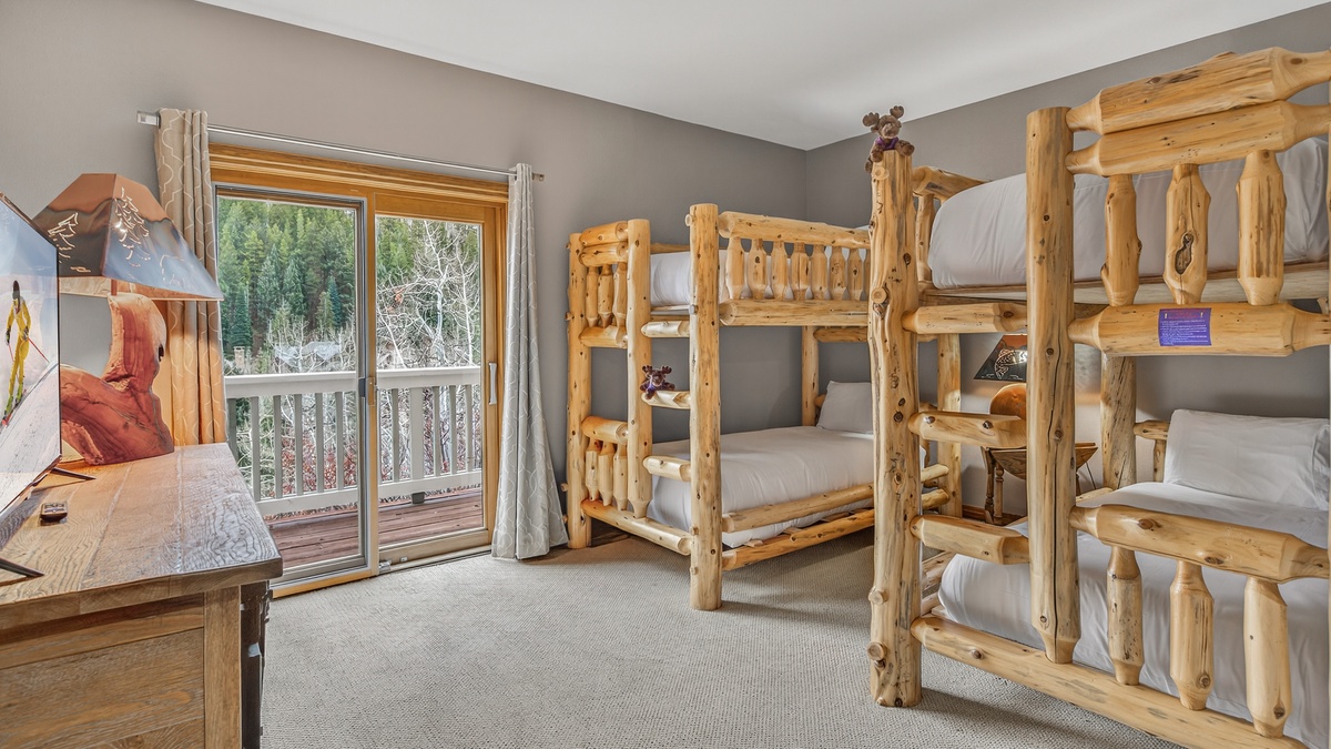 Bedroom 3, Lower Level - Twin bunks with deck