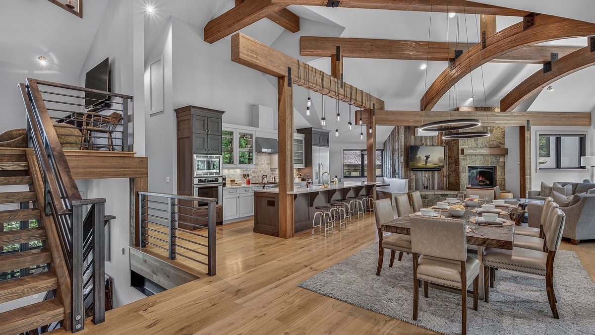 Great Room, Upper Level - Seating area beside kitchen and dining area