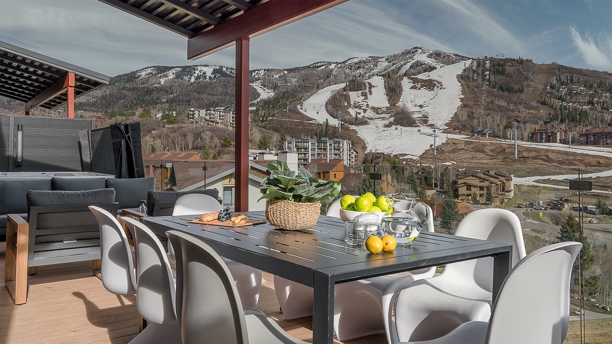 Deck, Upper Level - Outdoor dining table with mountain views