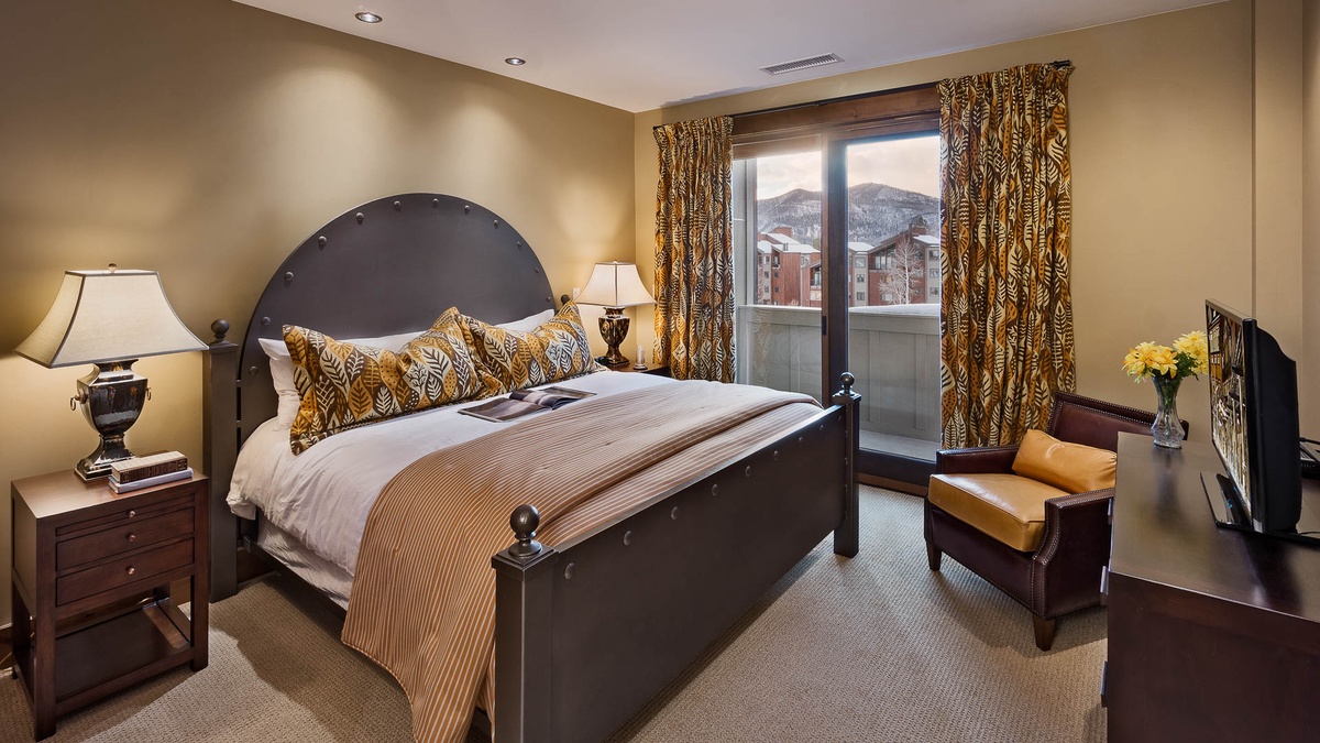 Bedroom 2, Main Level - King suite