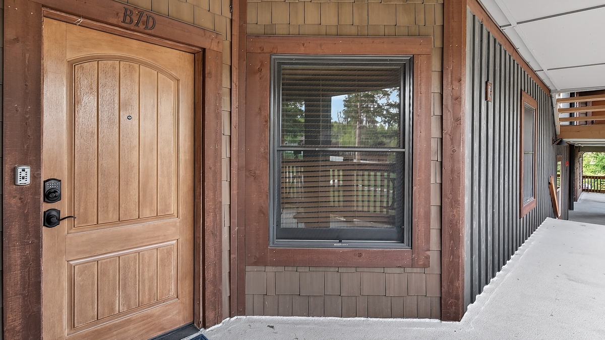 Exterior - Front entry door