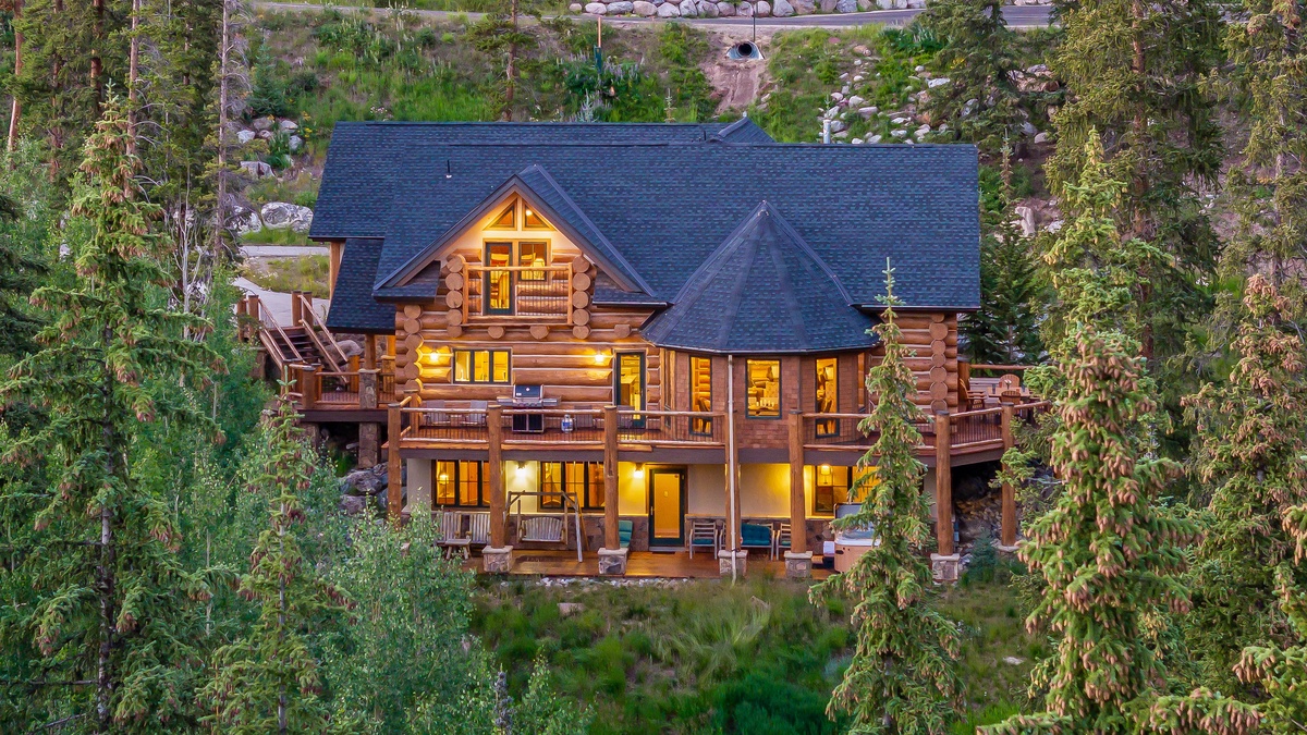 Summer aerial of Paradise Meadow Lodge