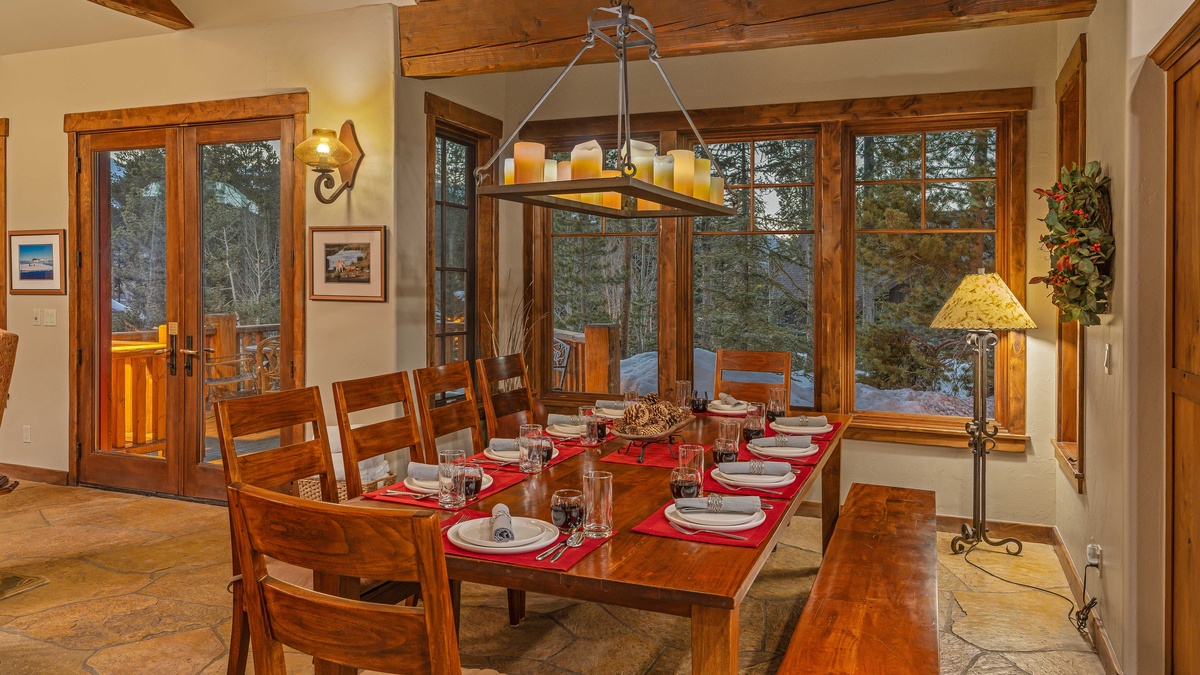 Dining area seats 10