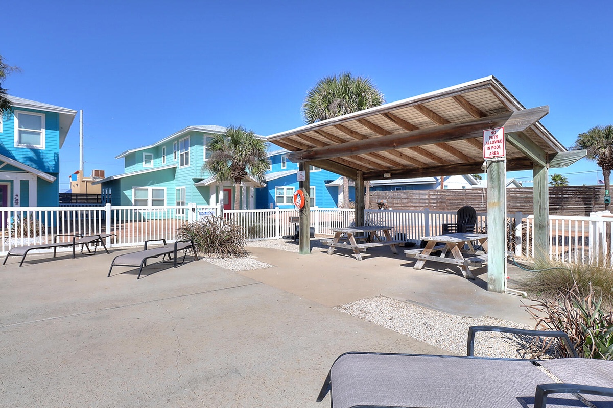 Royal Palms Community Pool-3