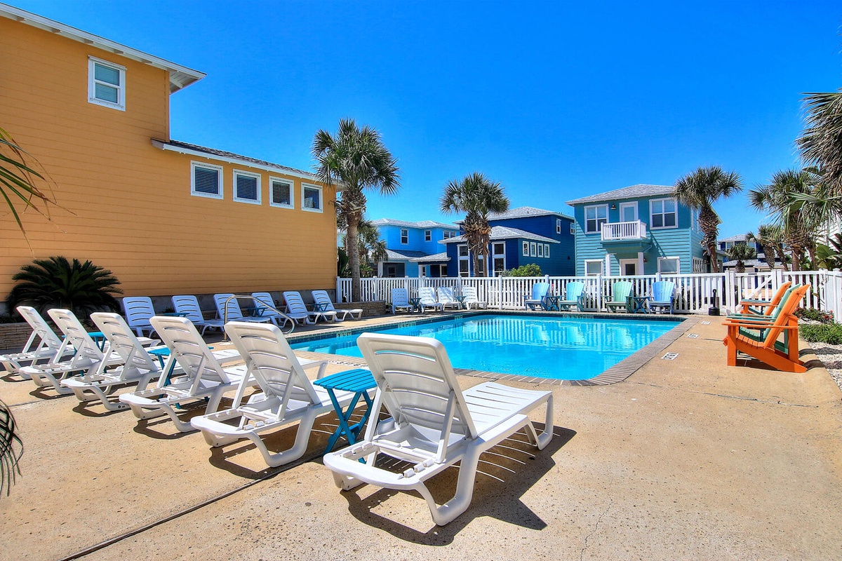 Village Walk Community Pool-1
