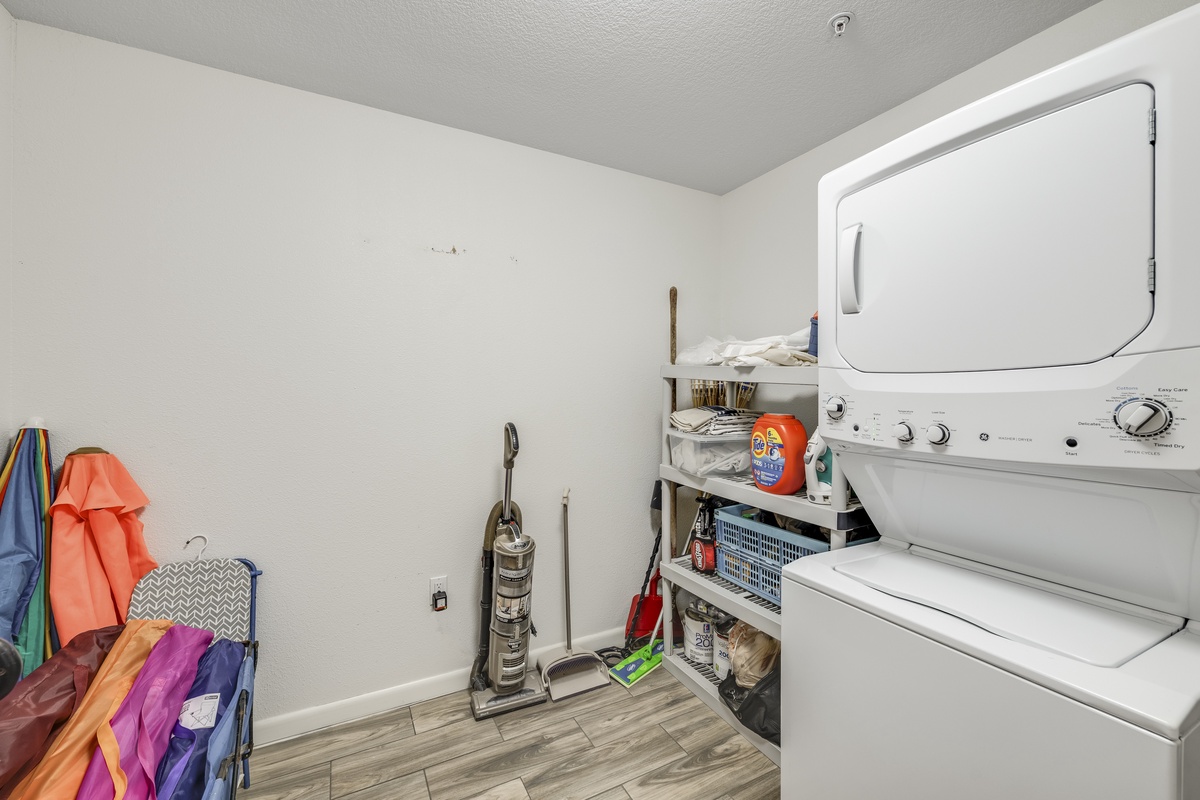Your stay includes convenient in-unit laundry with a stacked washer and dryer, plus storage for all your essentials—no need to pack your vacation around laundromats.