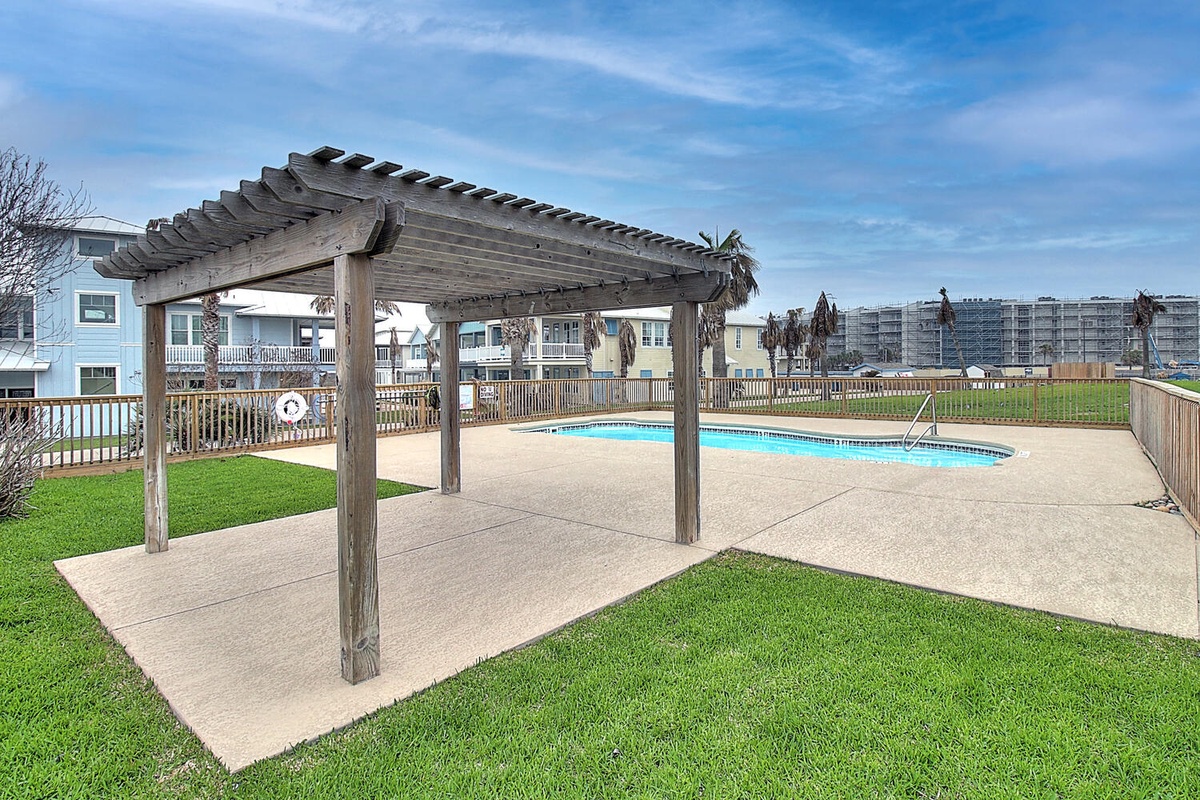 Sunrise Villas poolside shade structure