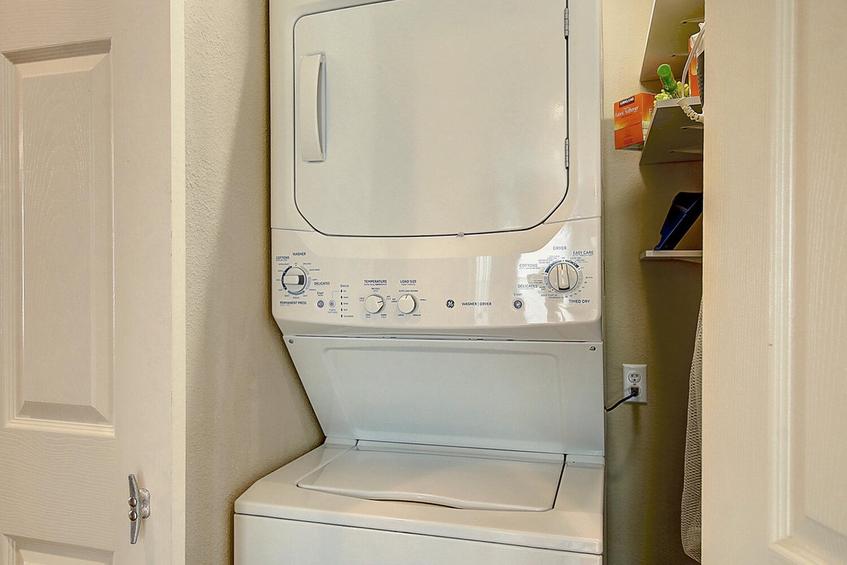 Your in-unit washer and dryer makes packing light a breeze, letting you freshen up your favorite outfits anytime during your stay.