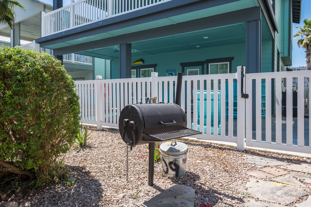 Fire up the grill for memorable beachside barbecues in the community outdoor cooking area.
