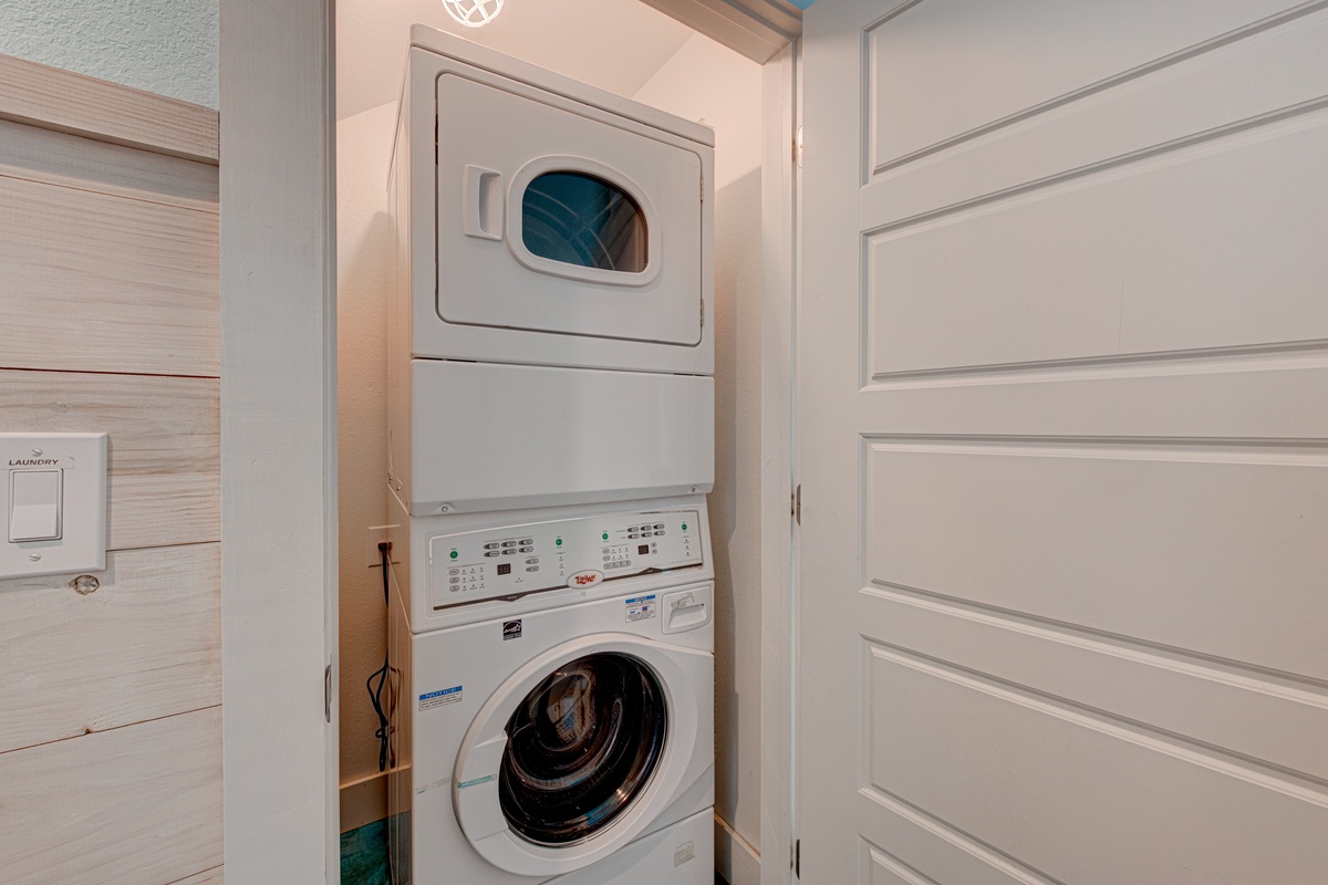 Your private laundry closet keeps you comfortable with convenient in-unit washing and drying facilities.