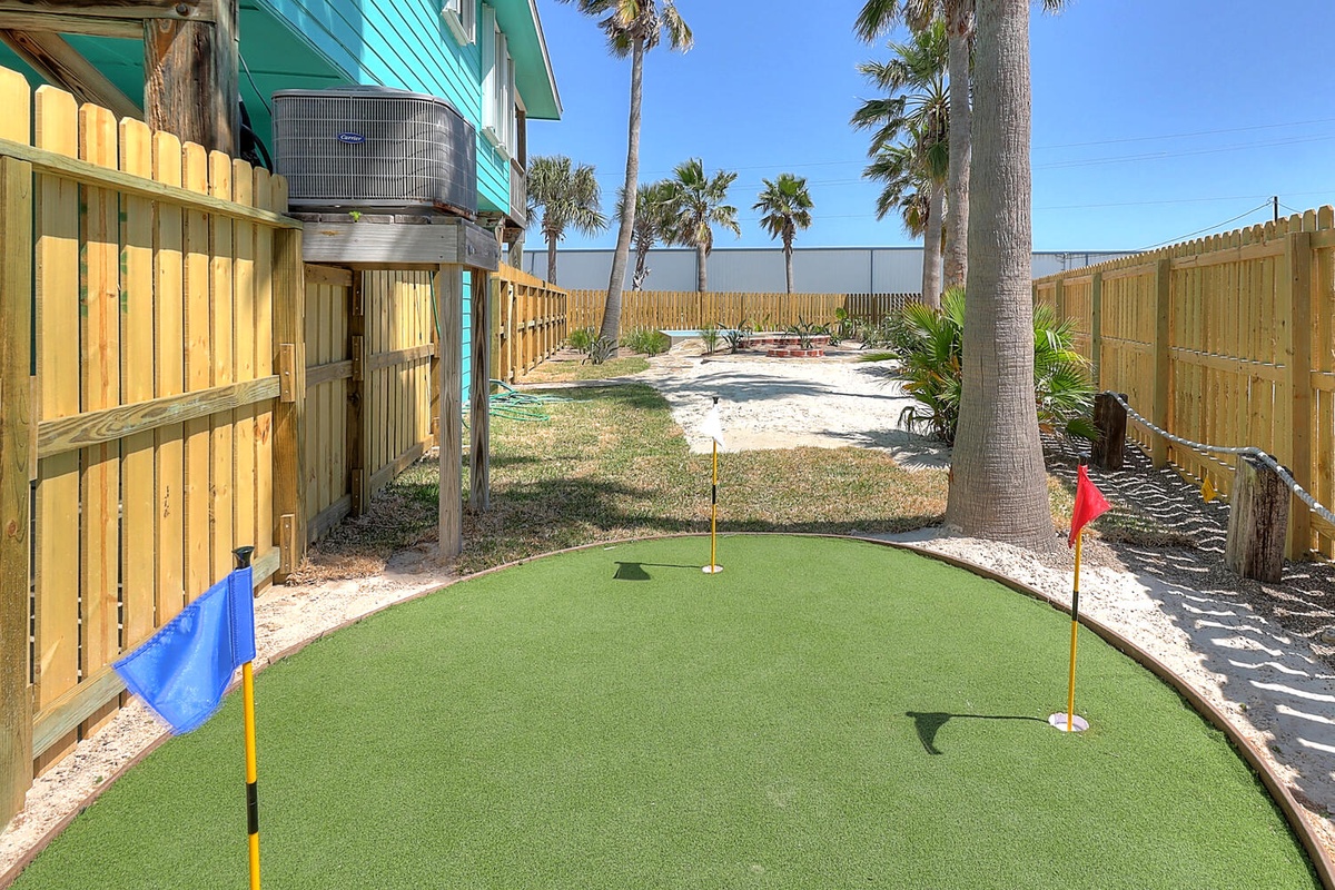 Perfect your putting skills on your private mini golf course, surrounded by tropical palms and endless sunshine.