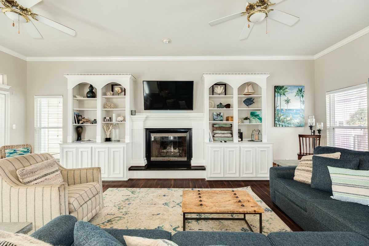 Enjoy family movie nights after a day in the sun