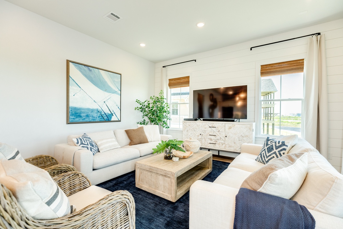 Enjoy family movie nights after a day in the sun