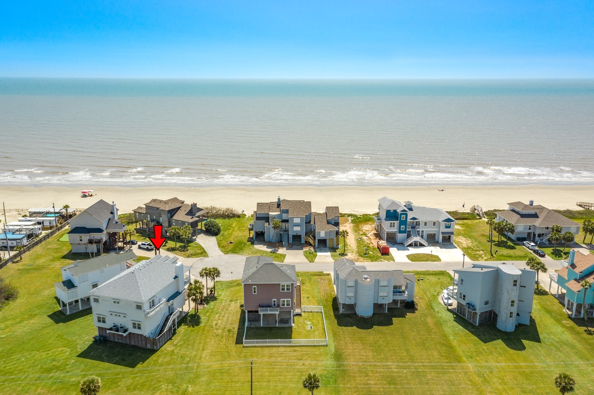 Beach access is a quick walk away at this 2nd row beachside escape