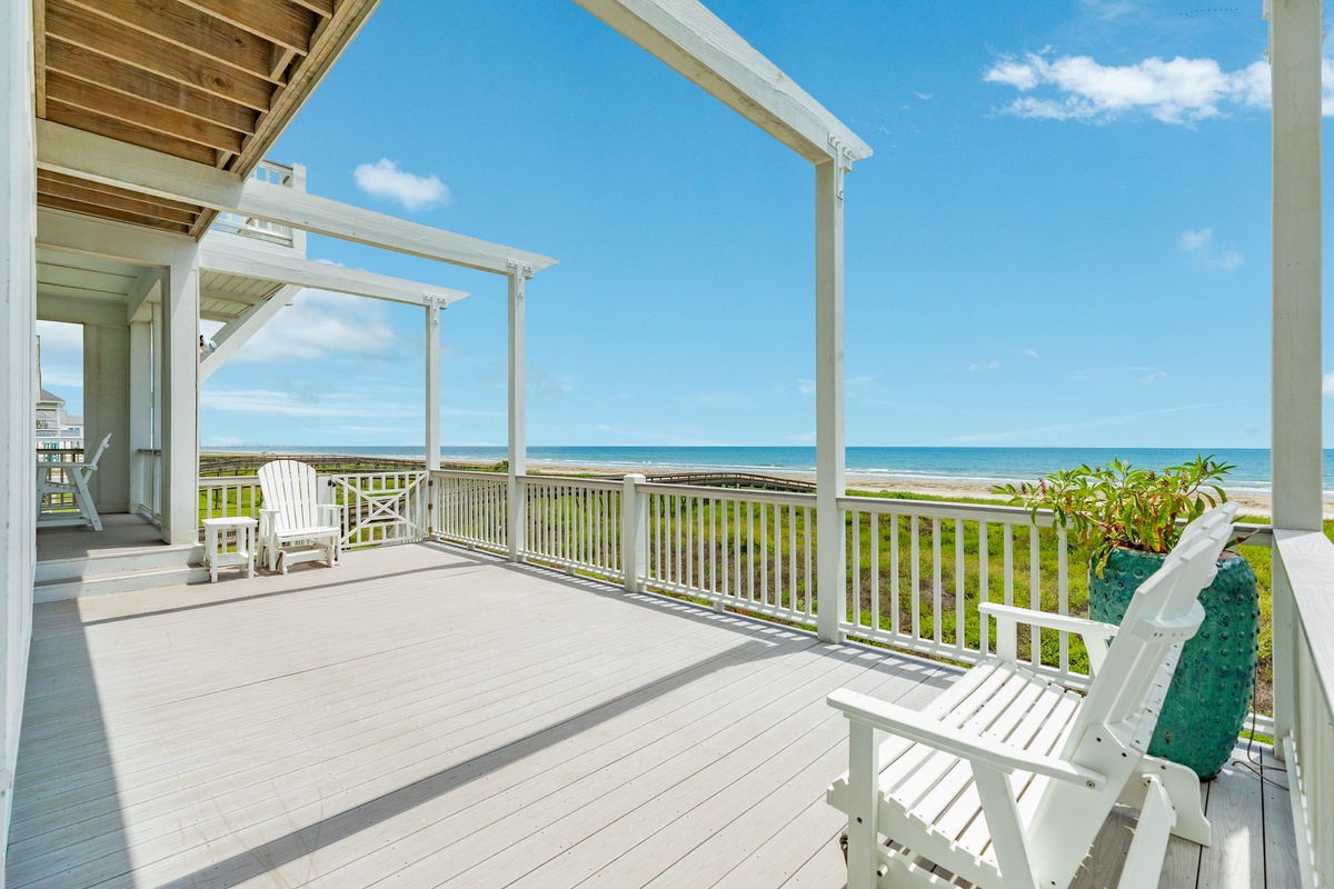 Big, beautiful and beachfront