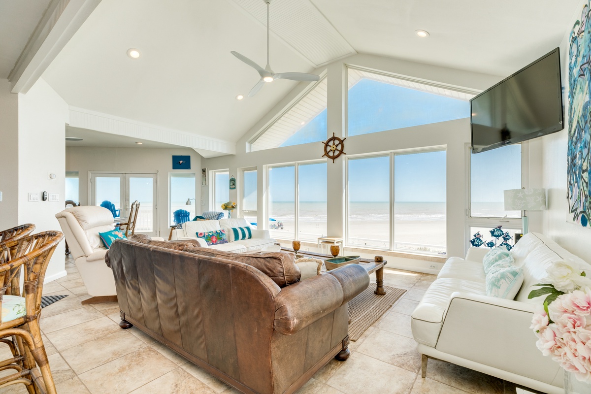 All the comforts of home...plus unbeatable views