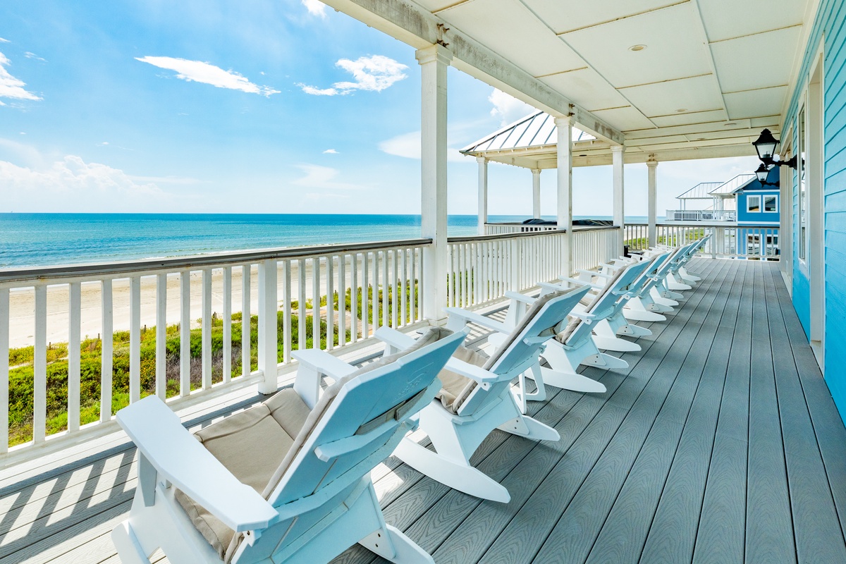 Sit back, relax and enjoy the beachfront views with the whole group