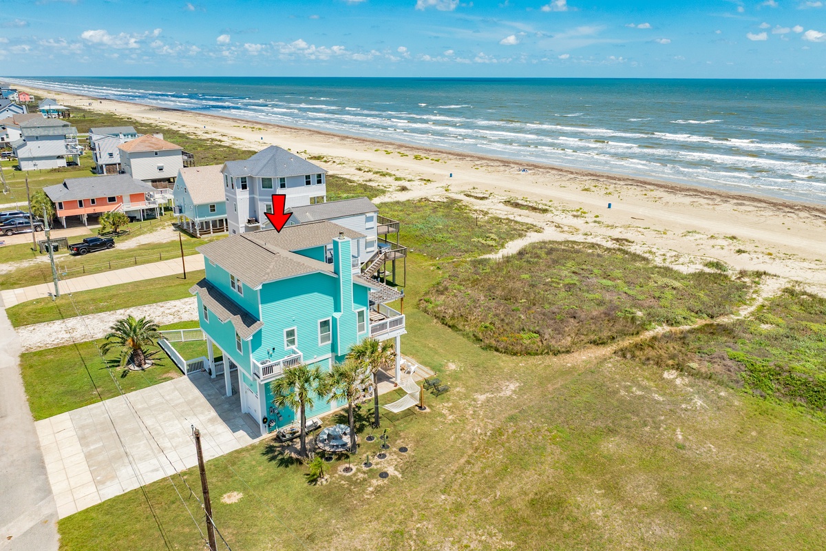 Pet friendly beachfront home in Terramar Beach