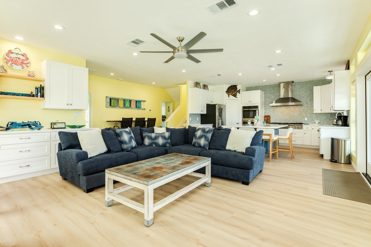 Make new family memories in the bright & airy open living area