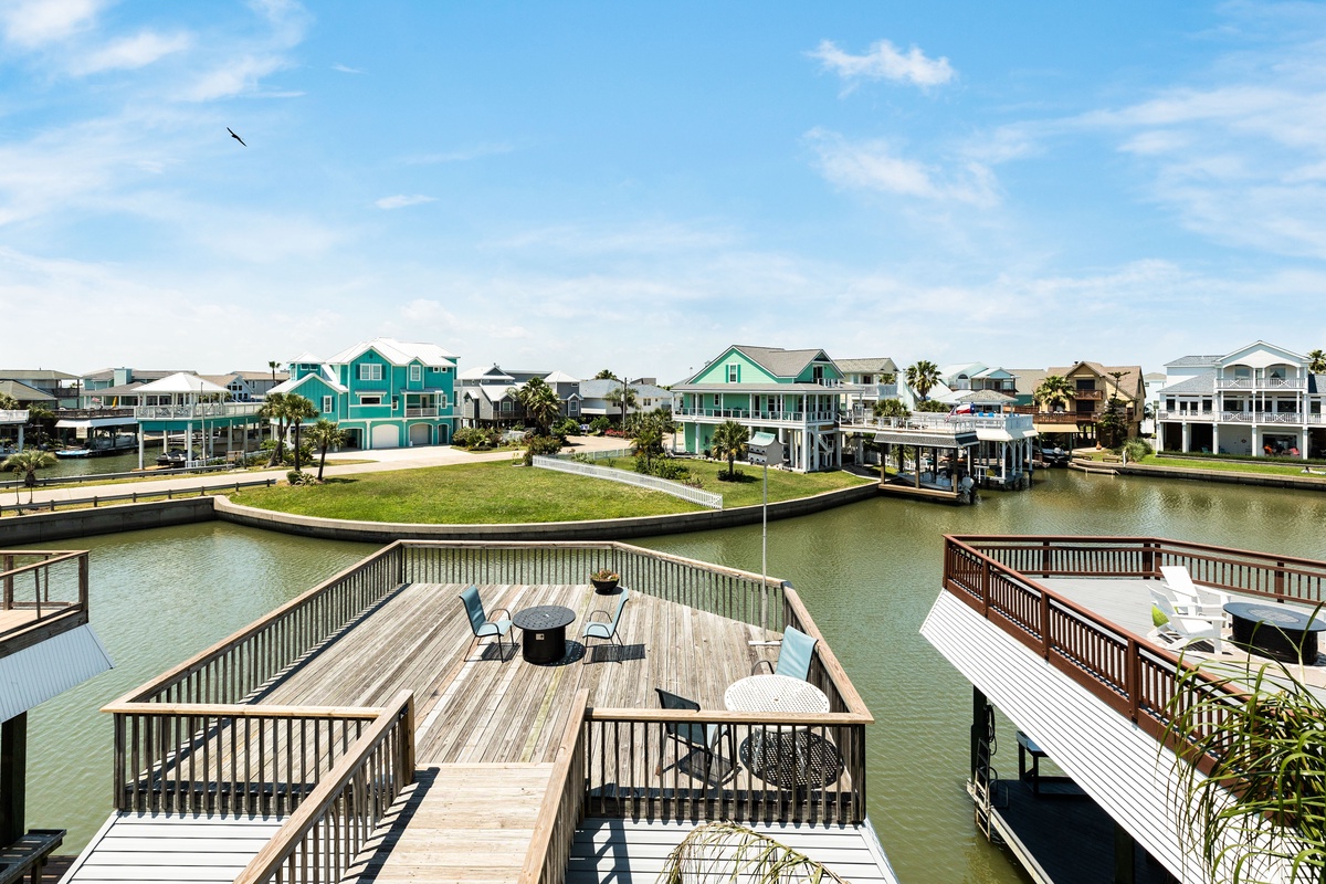 Expansive uncovered deck over the boathouse