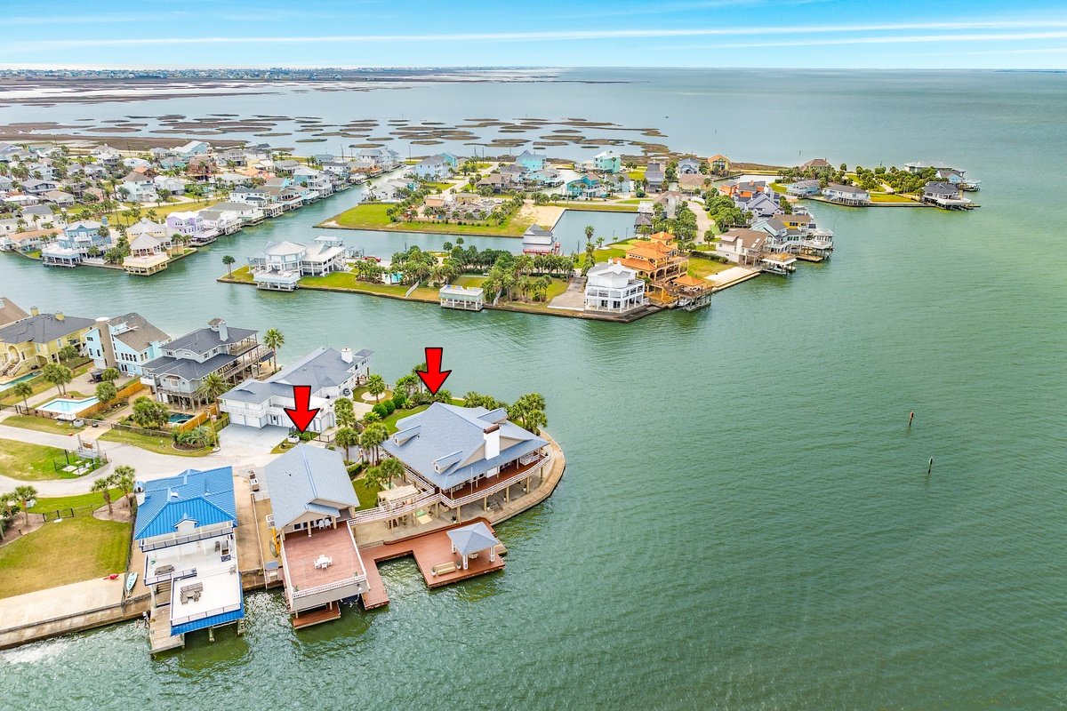 Gorgeous waterfront home on a large lot