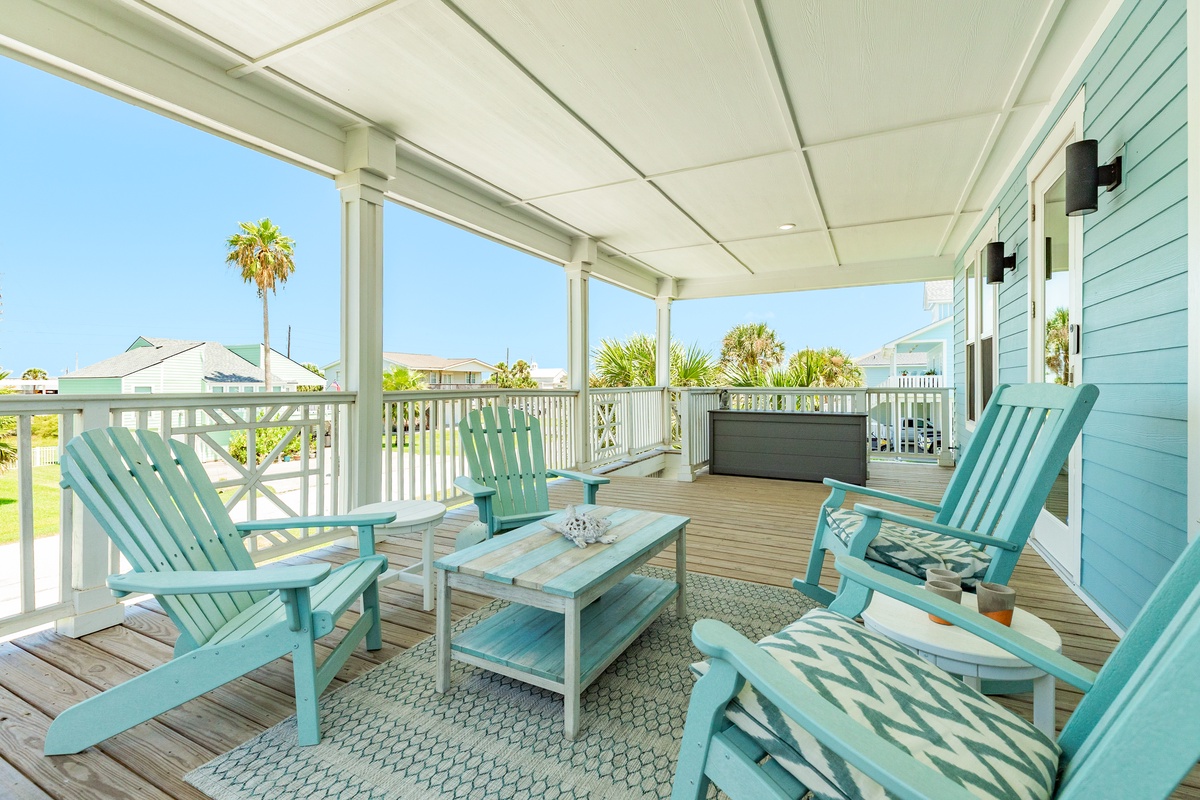 Enjoy the Gulf breeze on the covered deck