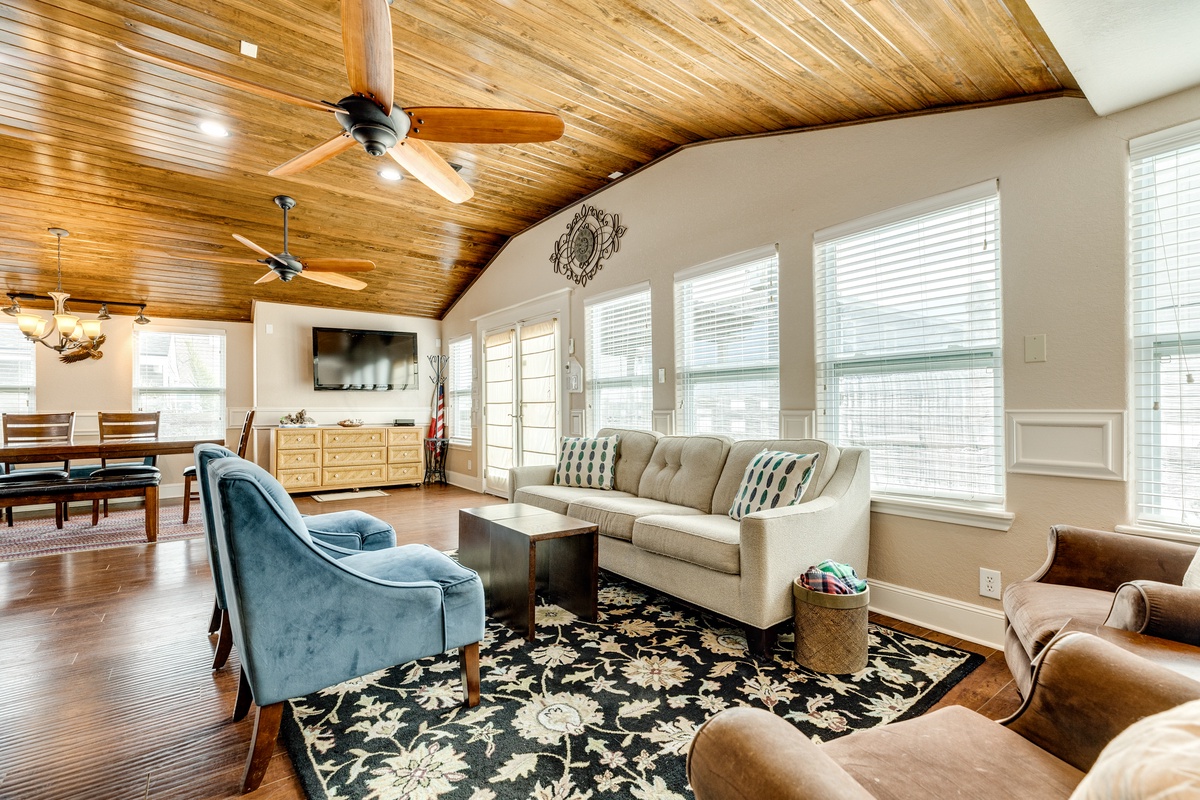 Wall of windows brighten up the living area