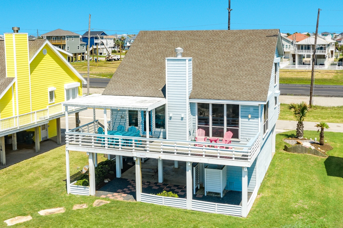 Panoramic Gulf views from the partially covered deck