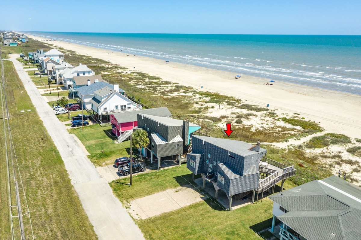 Wake to the sights & sounds of the tide rolling in