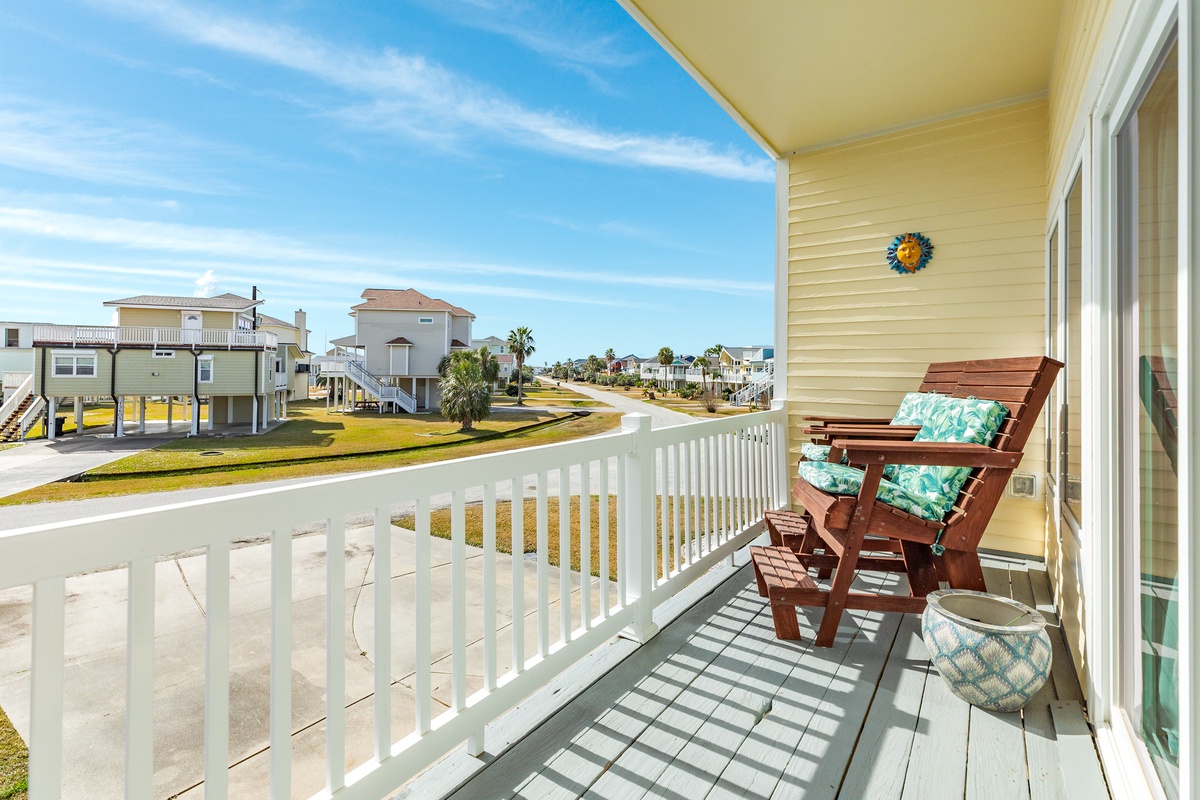 Sit back and relax in the Gulf breeze