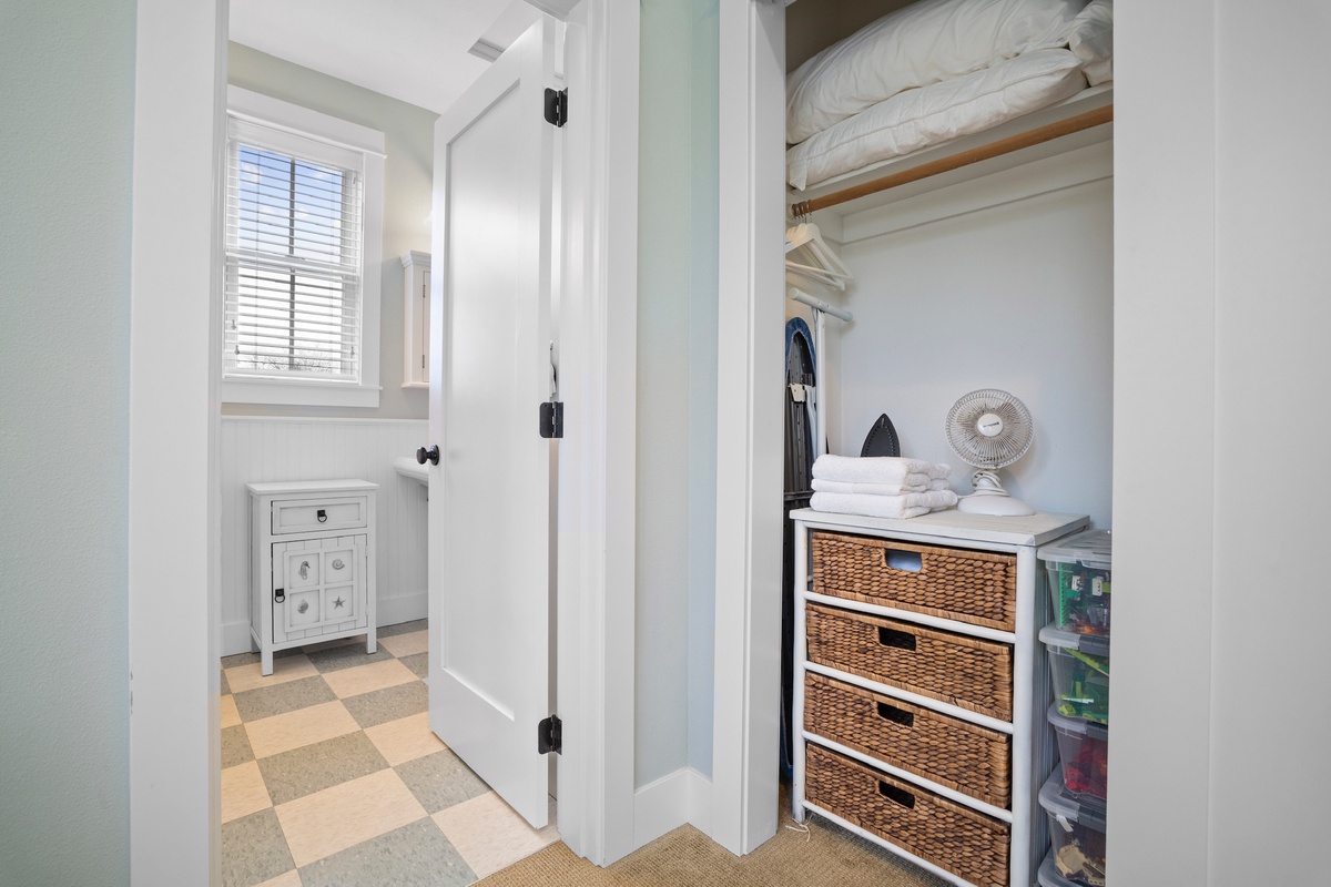 Closet off of master ensuite