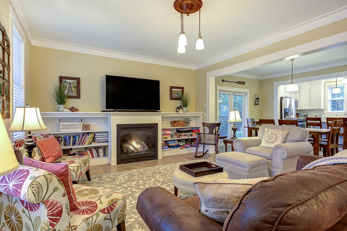 Cozy living room with gas fireplace for family time