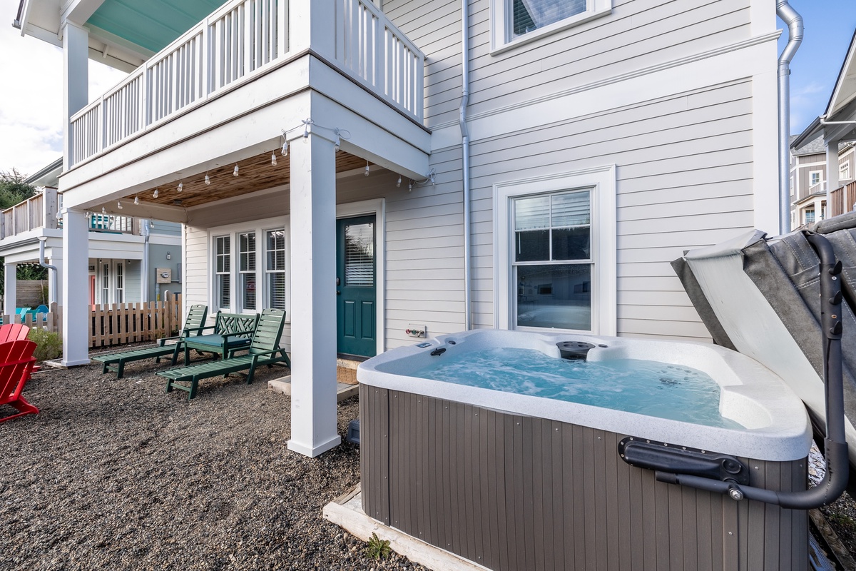 Hot tub and outdoor seating