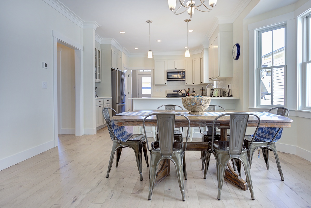 The dining room table with leaf seats 6 to 8