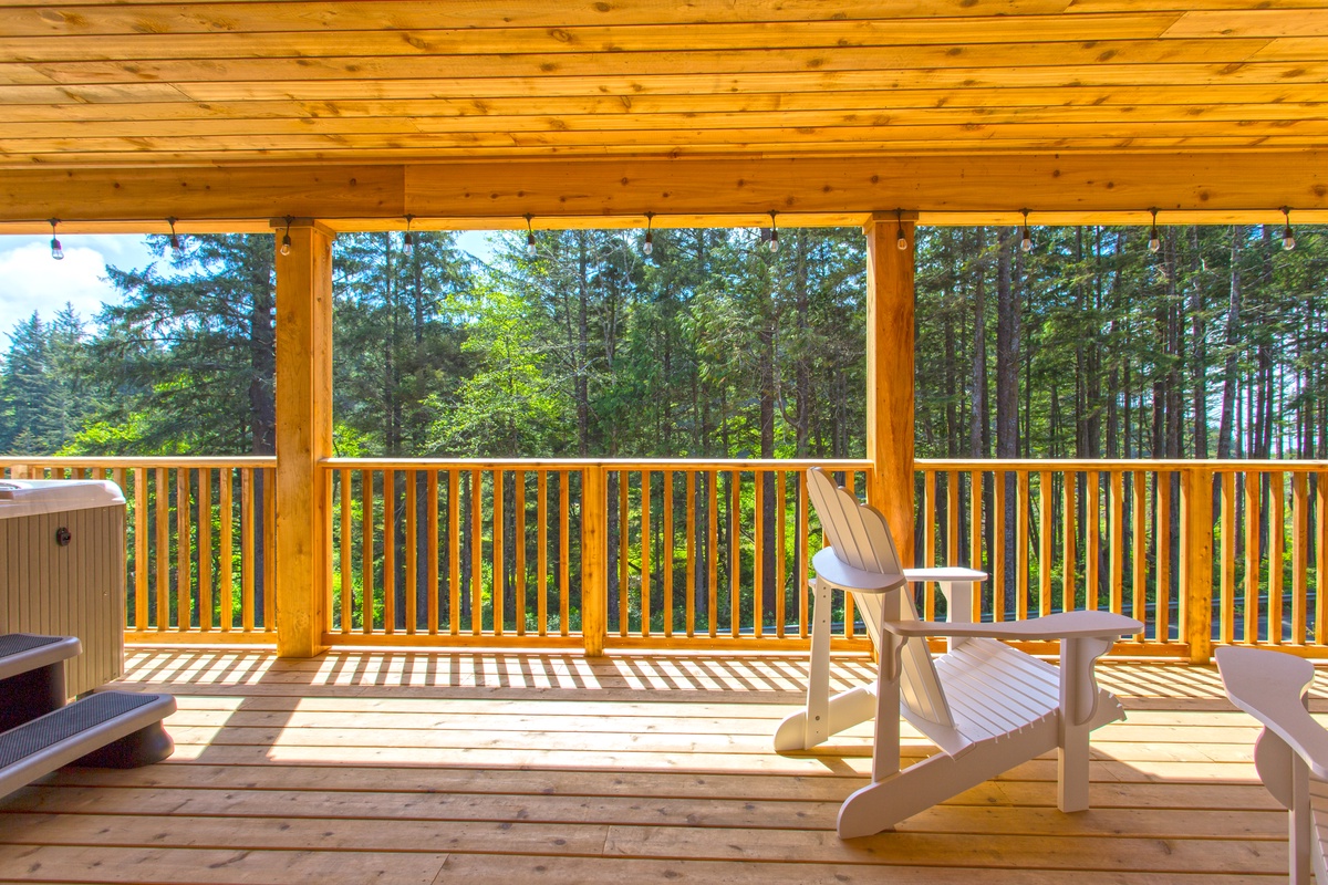South facing lower deck with hot tub