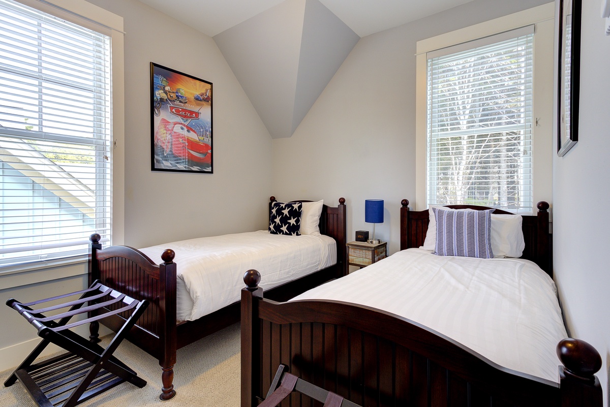 top floor twin bed room