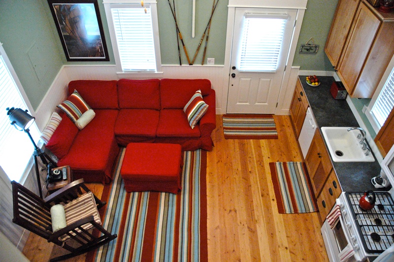 Overstuffed sofa & chaise lounge for comfort