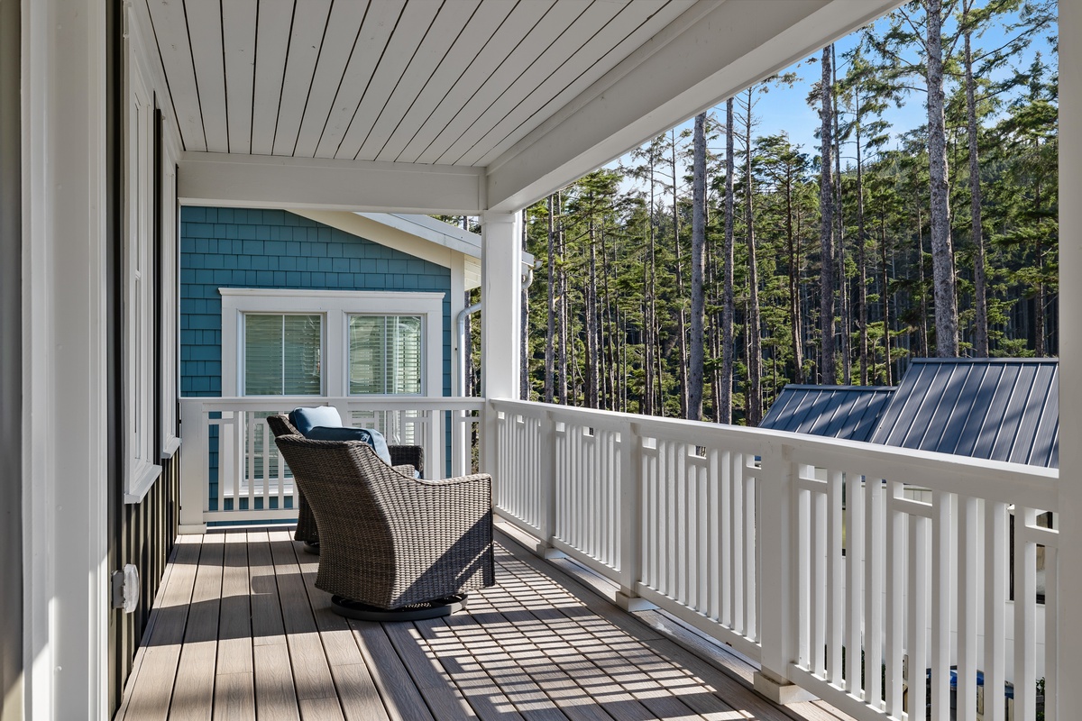 second floor covered deck