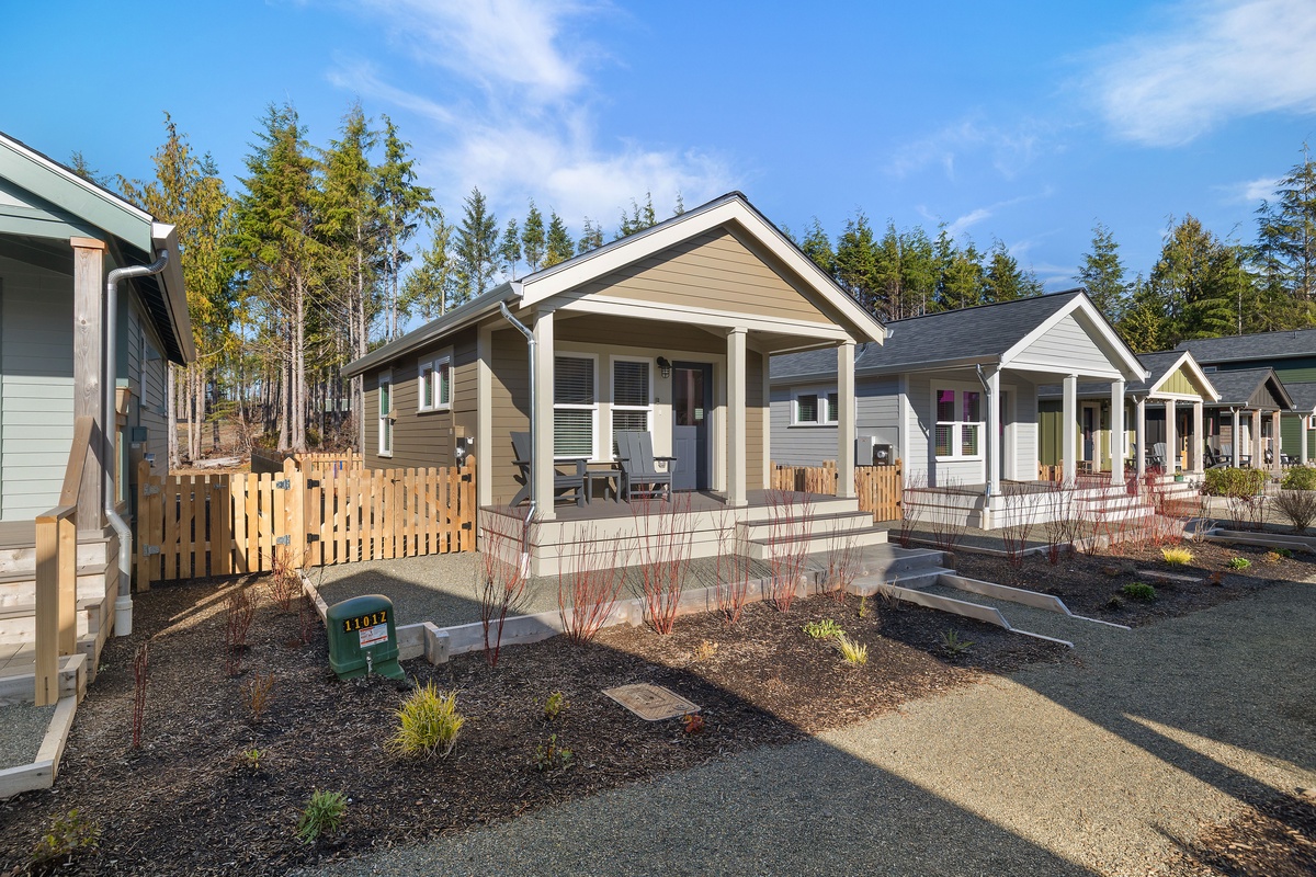 Located in Fernwood Station