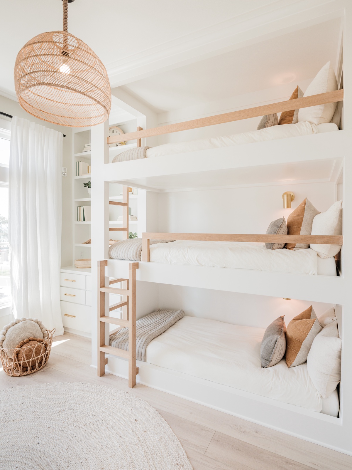 The Beach Loft Bunk Room Triple Bunks