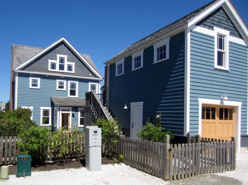 Rainbow`s End and Carriage House is big enough for your whole family