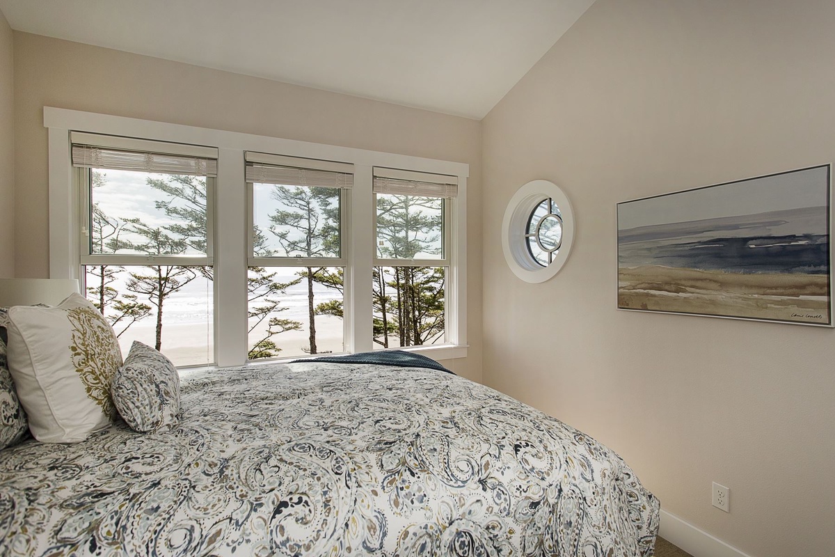Bedroom suite 2 with ocean views