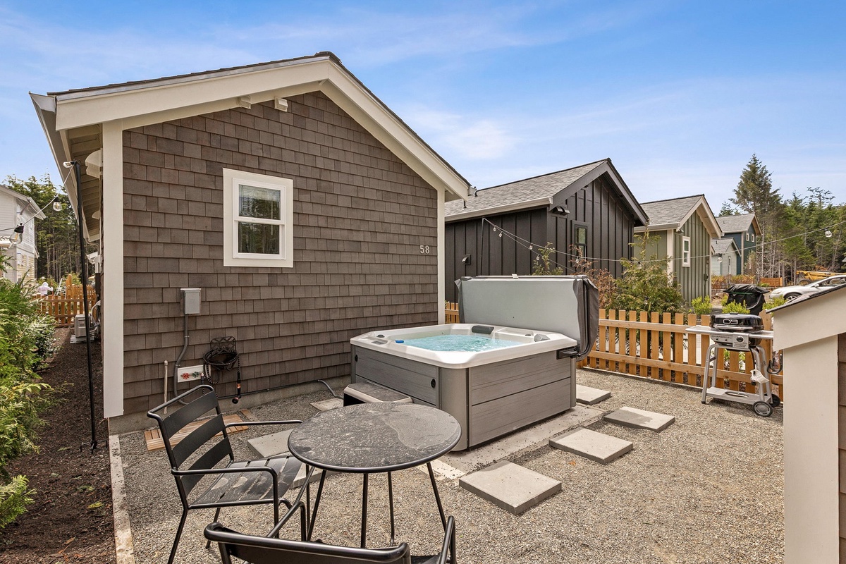 Fully-fenced yard