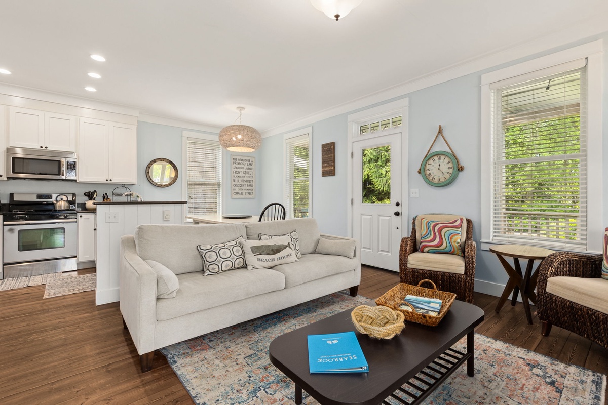 Main level living room