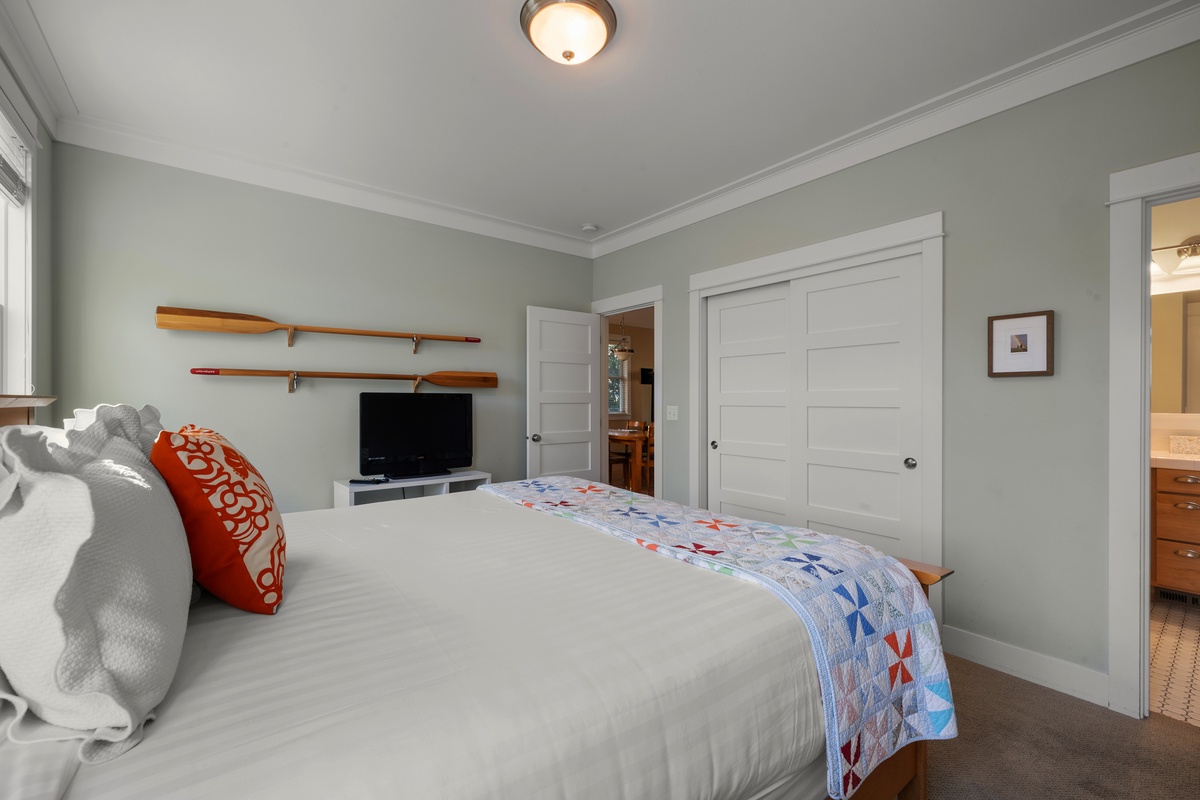 Primary bedroom with ensuite bath for your convenience