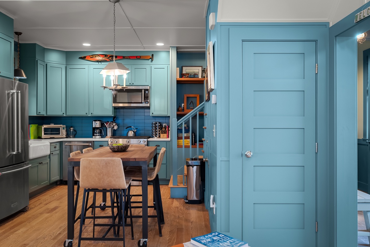 Enough space for everyone to gather around the table for a meal together