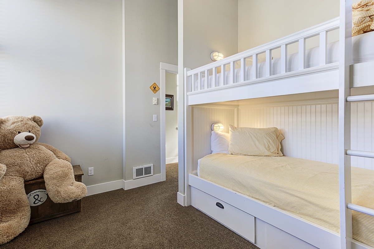 Second floor bunk bedroom